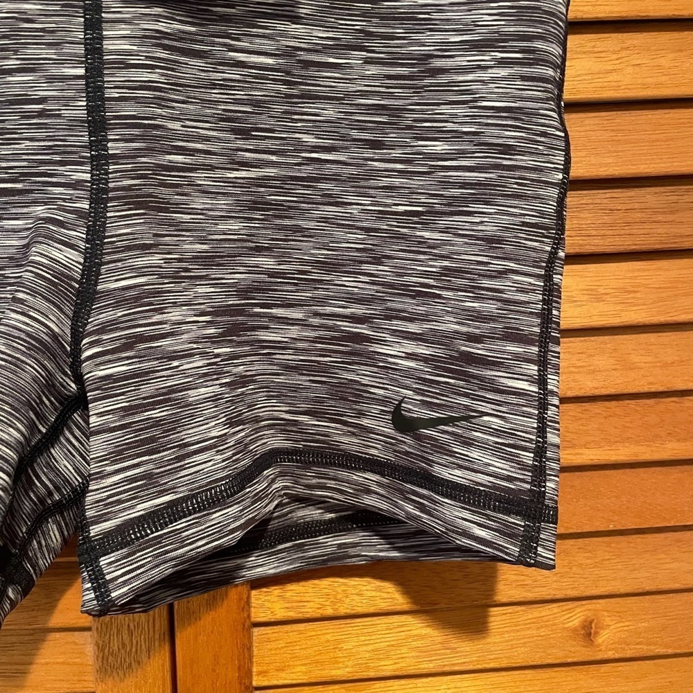 Nike Pro Women’s 3” Dri-Fit Navy Blue Spacedye Spandex Shorts Sz S NWT - Picture 3 of 6